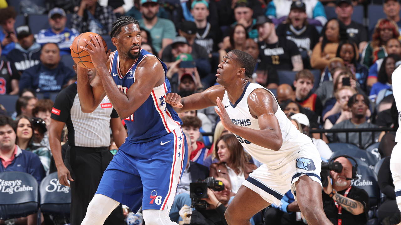 江苏队鏖战公牛，恩比德带队取胜