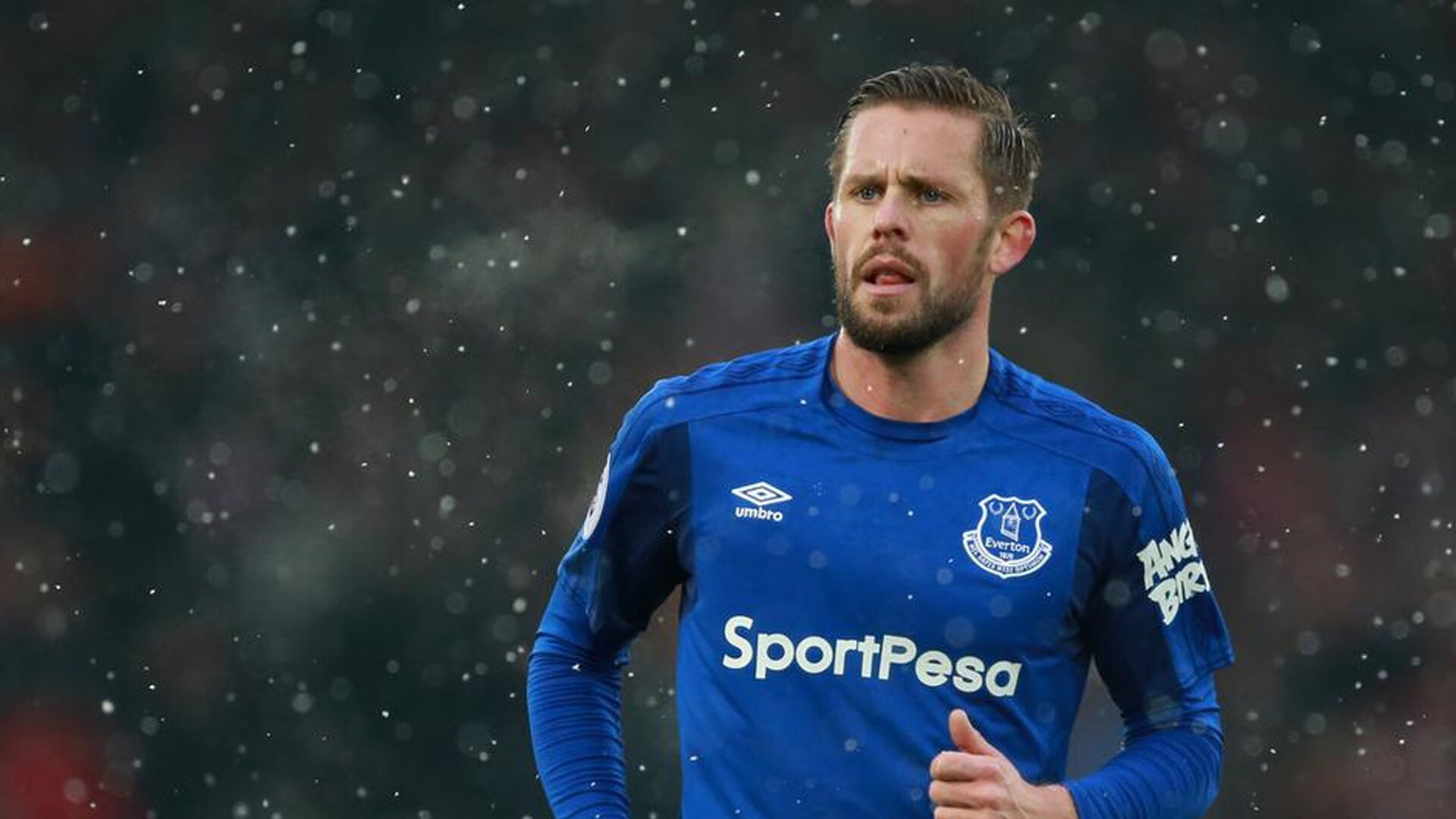 开云体育-莫兰特化身活塞引擎，快船防线在他持续杀伤下濒临抛锚