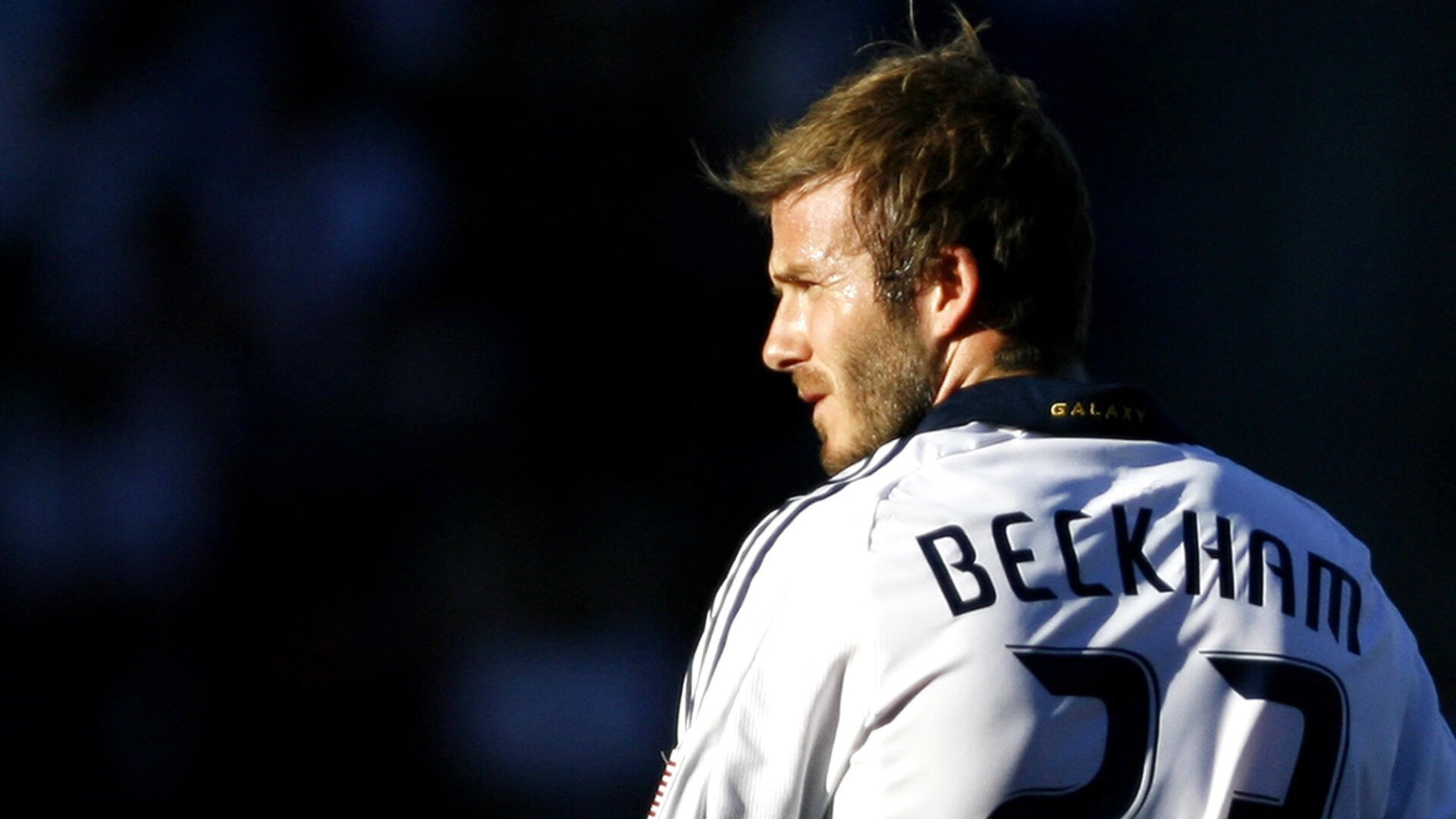 从非洲大陆到伊比利亚半岛，戈麦斯的双重奏与足球世界的权力迁徙